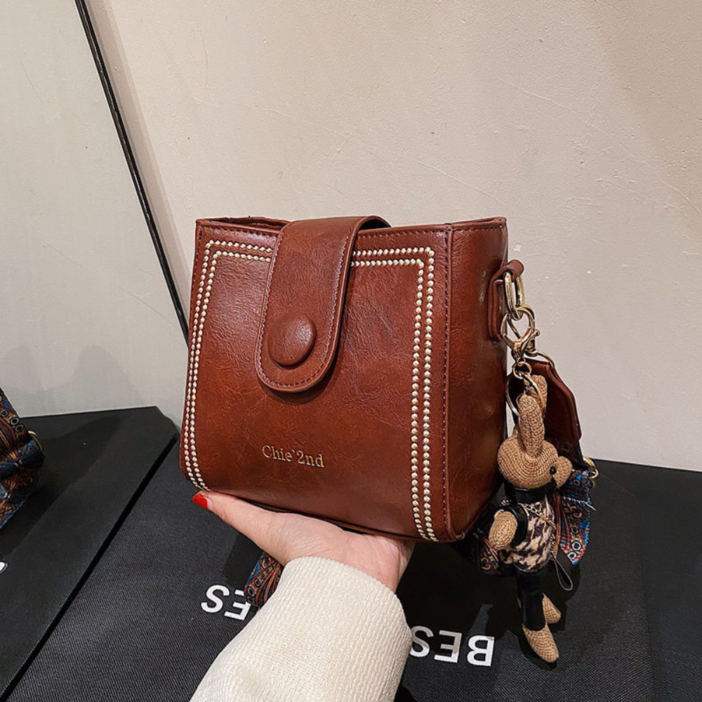 Rustic Kelly Bag