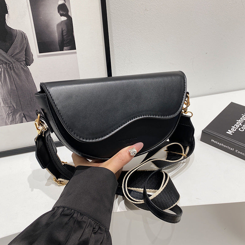 Kate Saddle Bag