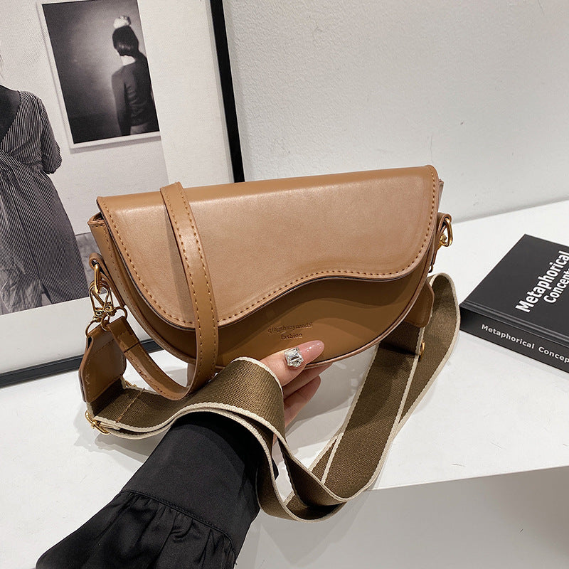 Kate Saddle Bag