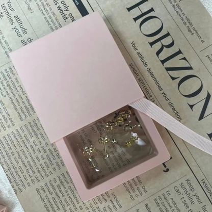 Grace Halo Studs Set