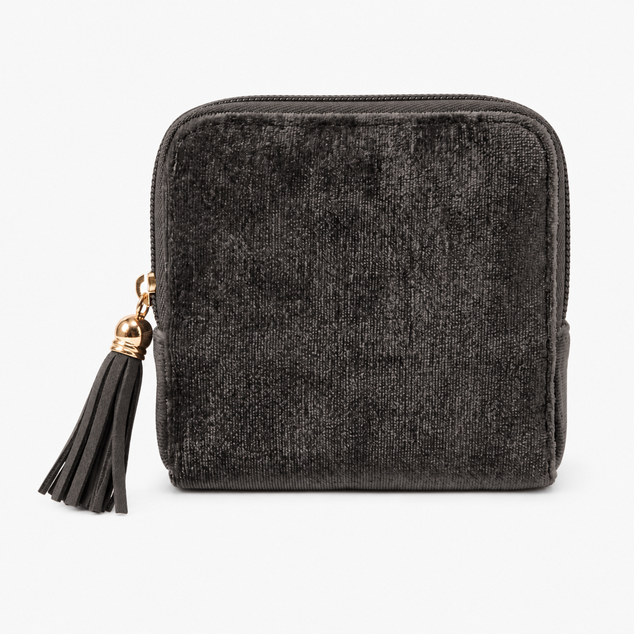 Adorn — The Jewelry Case That Keeps Every Piece Perfect